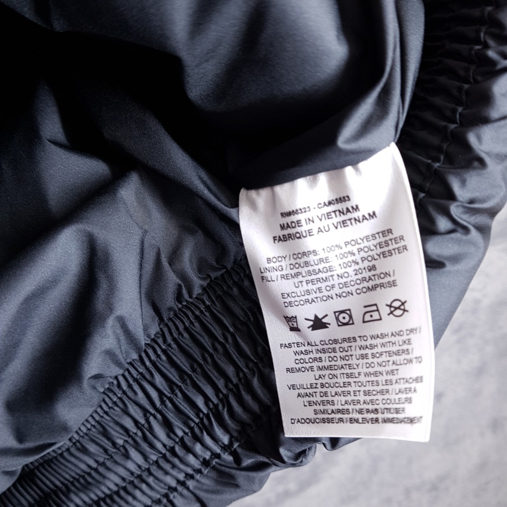 NIKE AIR JORDAN Brooklyn Quilted Puffer Jacket Womens XS Black HV0417-010 - Picture 5 of 7